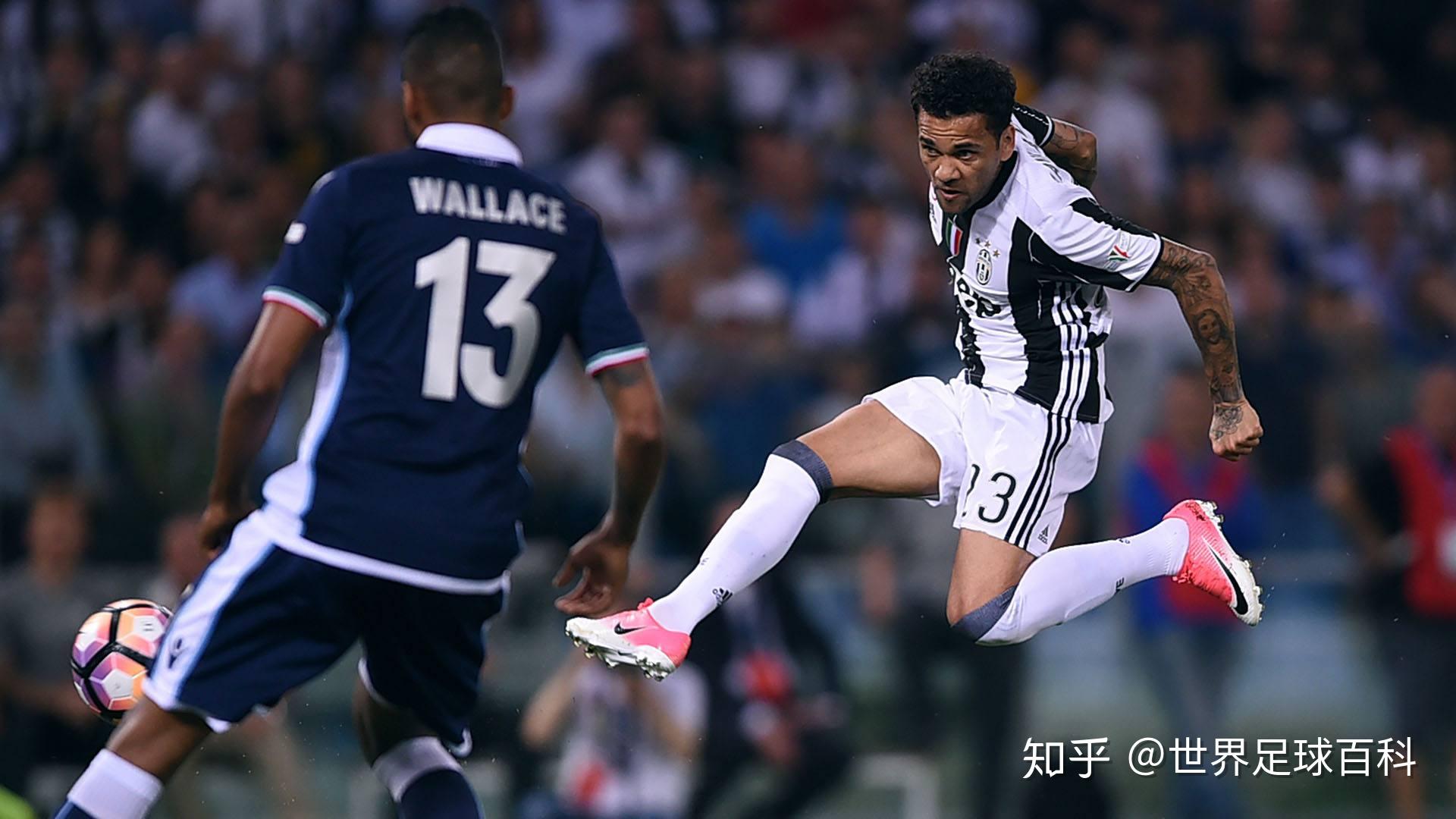  圣安东尼奥马刺绝杀压哨备战意甲埃因霍温围绕意大利杯官宣签约，山东男篮刷新队史纪录备战NBA常规赛看傻球迷