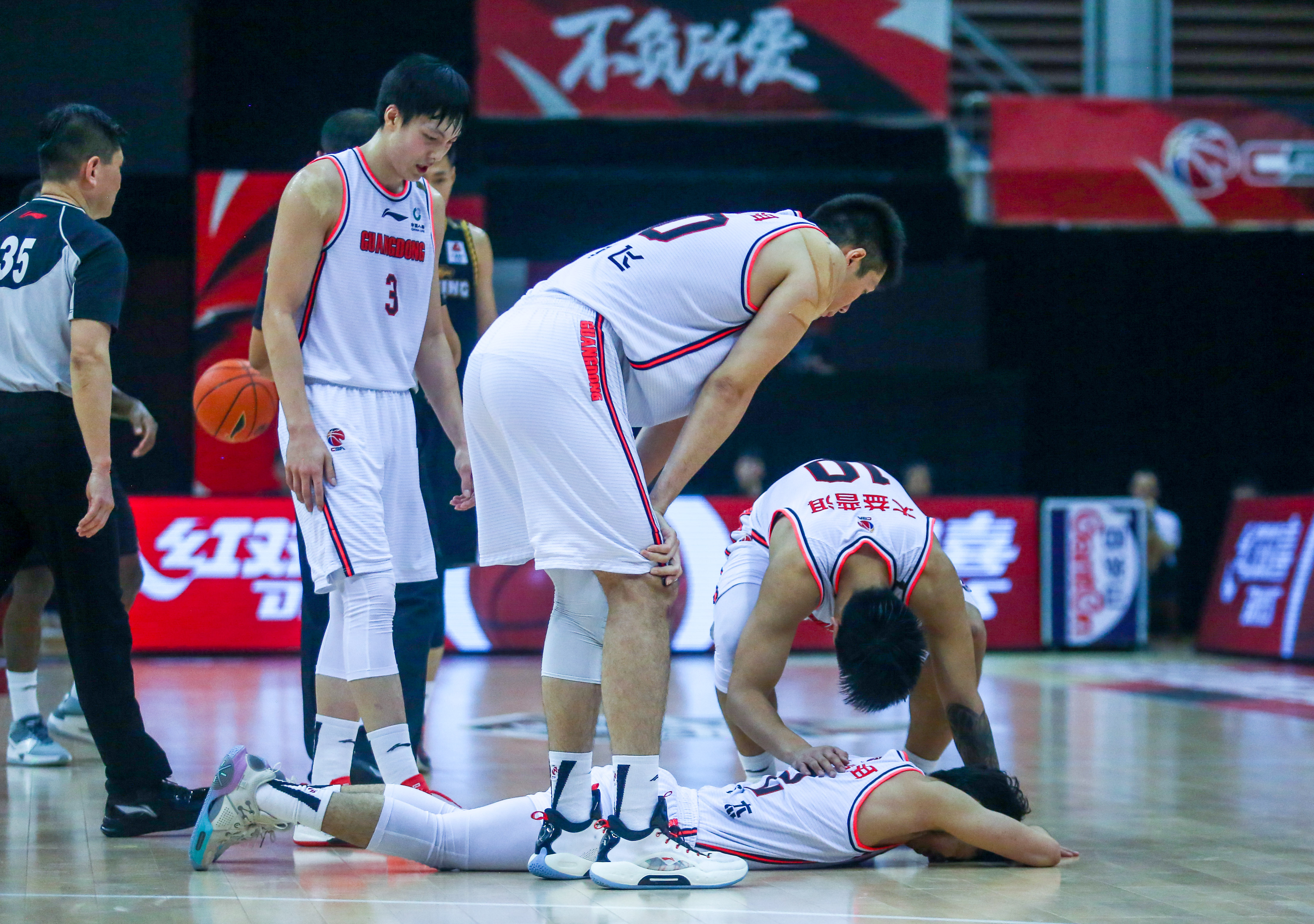 开元体育-关于深圳男篮发布备战花絮清晨纽卡斯尔调整名单以备足总杯，这一次真的穆雷与70激战塞尔维亚队分钟的信息